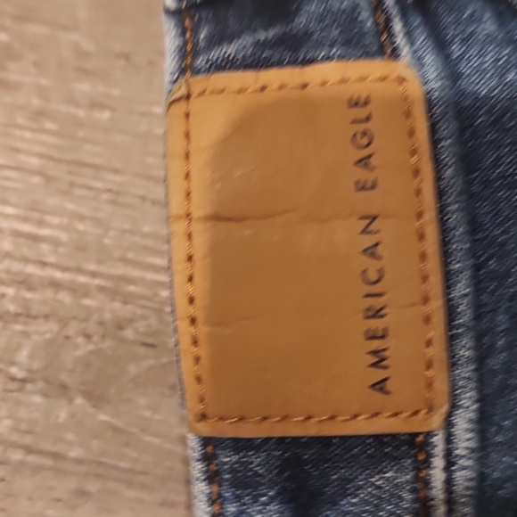 American Eagle Outfitters Women's Blue Distressed Jeans - Picture 7 of 8